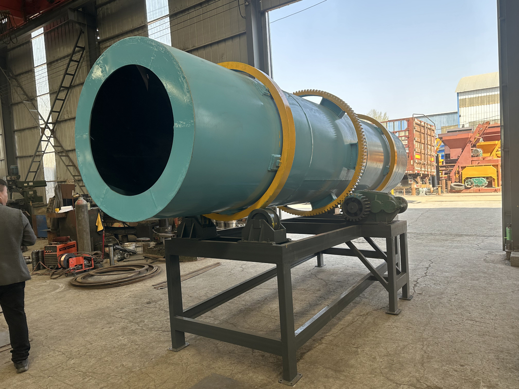 La máquina de revestimiento de película tiene una capacidad de 1-5 t y es de color azul.