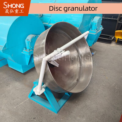 Granulador de fertilizantes compuestos en disco con ángulo de disco ajustable alta tasa de granulación y construcción duradera para polvo químico