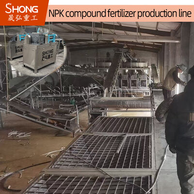 Línea de producción de fertilizantes de sulfato de potasio con material de acero al carbono de capacidad 5-6T/H para gránulos de forma ovalada